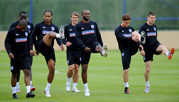 撕开豪门的 撕开豪门的