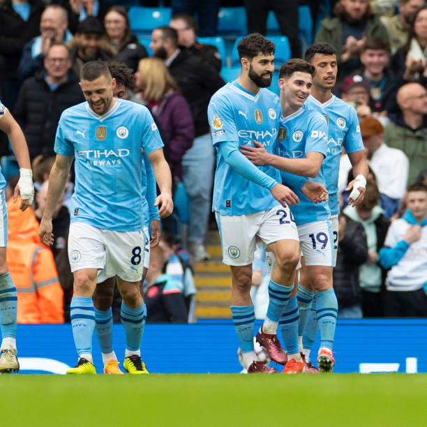 球员转会常 球员转会常