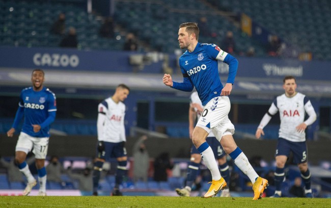 烈竞赛中 烈竞赛中